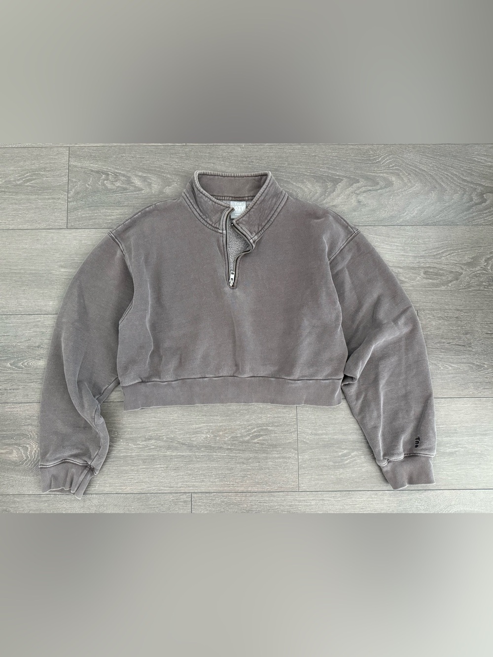 TNA Cropped Quarter-Zip Sweatshirt crop sweater tee shirt top aritzia Babaton